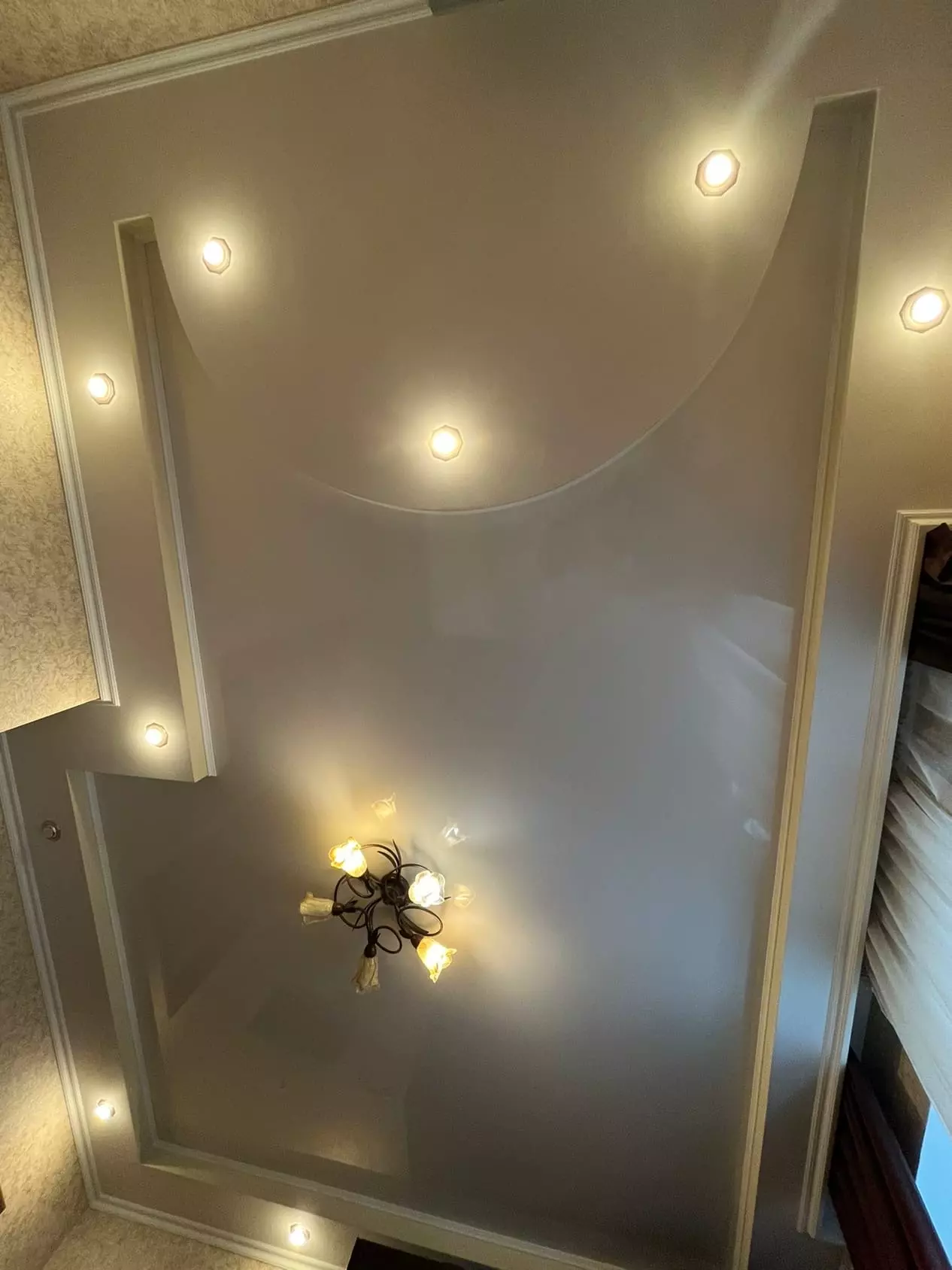 Ханты-Мансийск, Студенческая, 14, фото 1